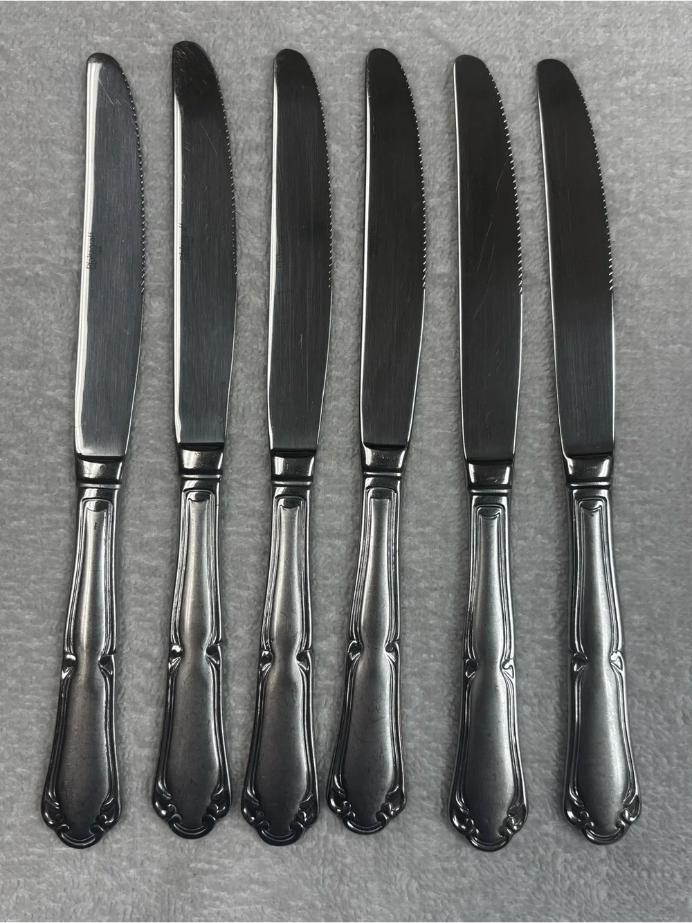 Pfaltzgraff EDGEHILL FROST Stainless - Set of 6 Dinner Knives